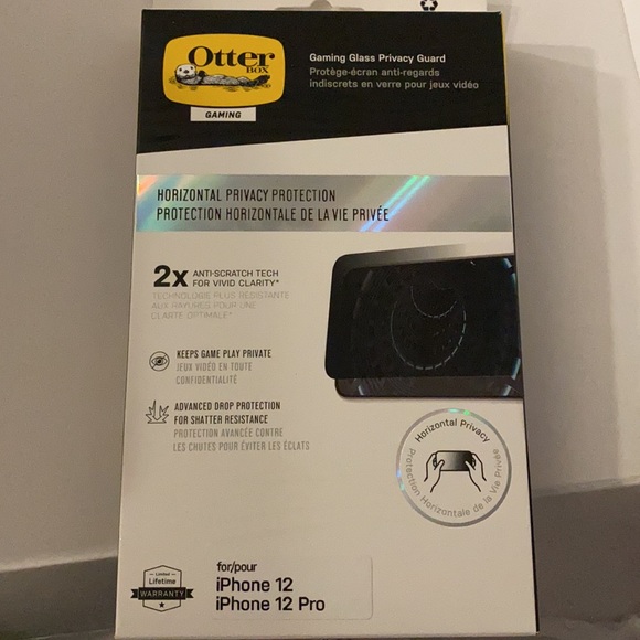OtterBox Privacy Guard iPhone 12/iPhone 12 Pro - Picture 3 of 3